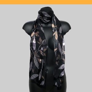 Vintage Leaf Print Long Scarf